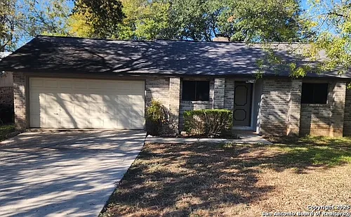 3401 Cliffside Dr Photo 1