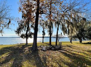 183 Creek Ct, Trinity, TX 75862