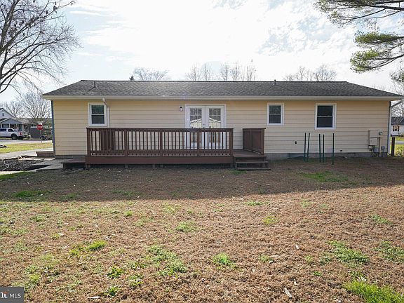 2nd image of 5649 Argyle Dr