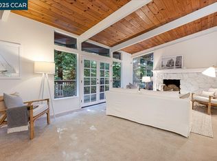 6701 Sobrante Rd, Oakland, CA 94611