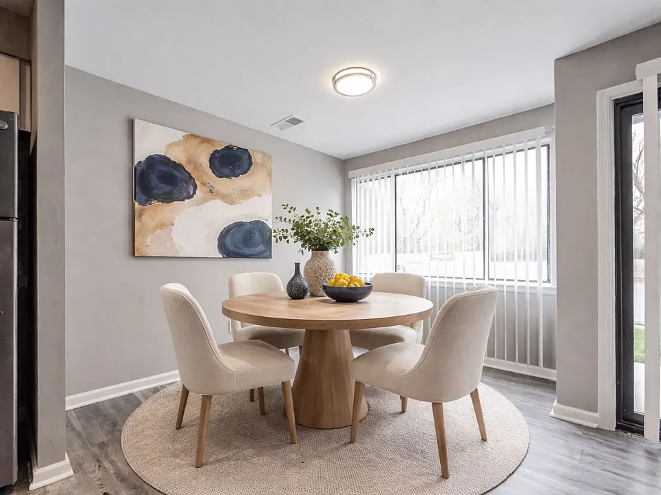 Welcome to The Crossings at Neshaminy Apartments, where modern living meets comfort. Enjoy spacious interiors and stylish design, perfect for creating lasting memories. Don't miss outschedule your tour today!