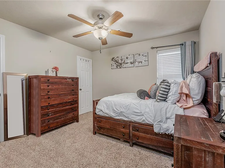 918 Dove Landing Ave — Photo 13