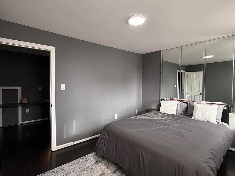 521 Hoffman St — Photo 9
