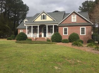 34 Woodgate Dr, Tifton, GA 31793