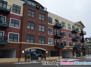 4100 Spring St APT 204, Spring Park, MN 55384