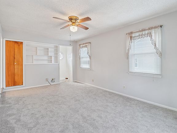 2nd image of 3112 Sheridan Ave