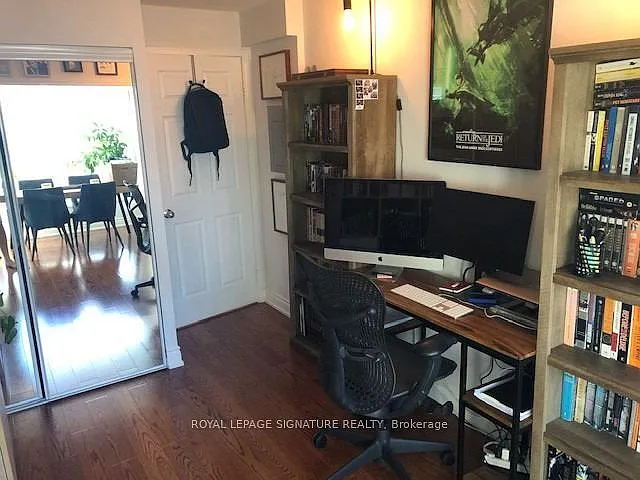 109 Front St E #1039 — Photo 25