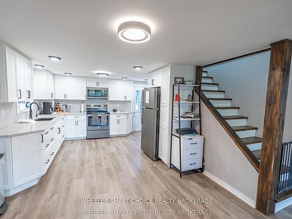 4th image of 15904 Manning Rd