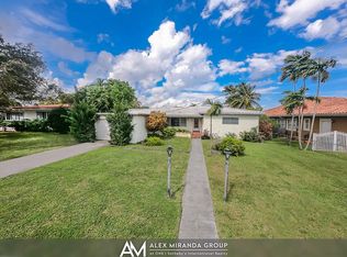1025 Hunting Lodge Dr, Miami Springs, FL 33166