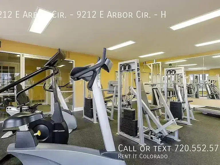 9212 E Arbor Cir #H — Photo 16