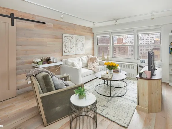 150 E 37th St #Phc, New York, NY 10016