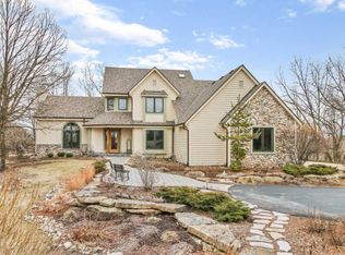 4040 Blue Goose Rd, West Bend, WI 53090