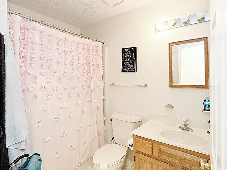 26 Begum Rd — Photo 9