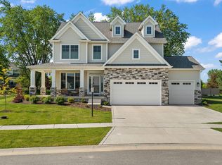 2017 Wildwood Ct, Chesterton, IN 46304