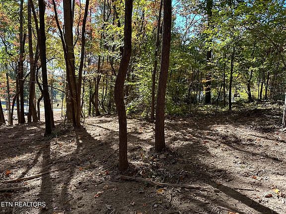 4th image of 2150 New Corinth Rd