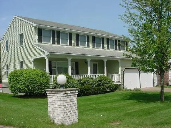 43 Mary Chilton Rd, Needham, MA 02492