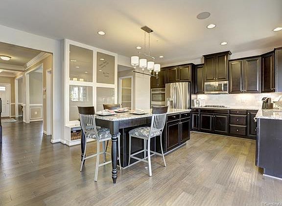 2nd image of 1204 Longwall Ln #3