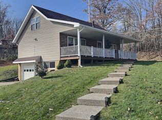 101 Royalwood Dr, Ebensburg, PA 15931