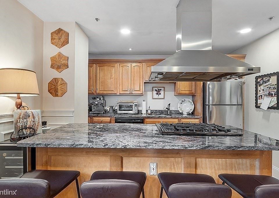 110 O St. #1 Boston (South Boston) Unit Photo 16
