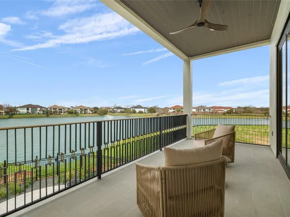 4610 Sunset Cir, Sugar Land, TX 77479