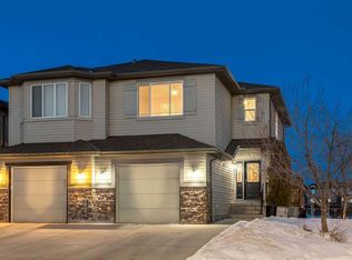 1760 Luxstone Dr SW, Airdrie, AB T4B 0H4