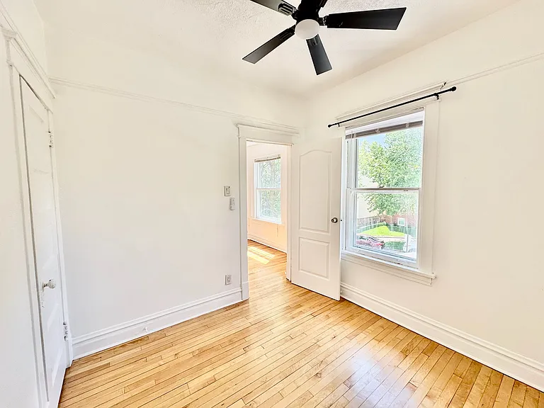 2047 N Lavergne Ave #2 — Photo 5