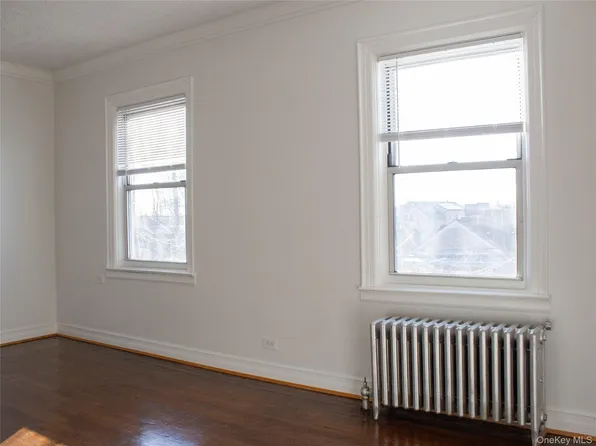 2863 Coddington Ave, Bronx, NY 10461