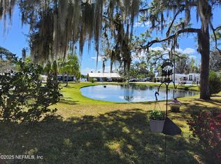 1074 Front Lots St #98 & 99, Welaka, FL 32193