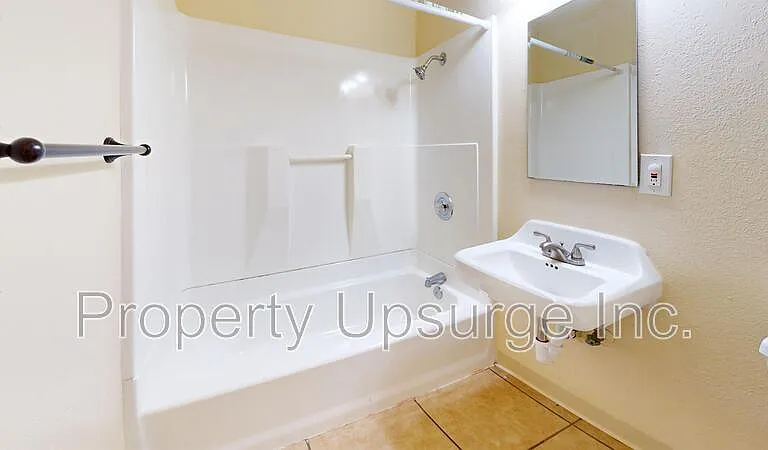 2804 Orange Ave #11 — Photo 7