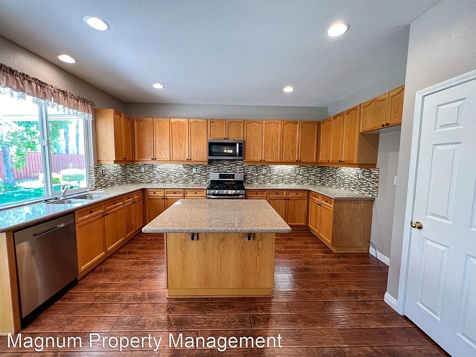 1st image of 41086 Bouvier Ct
