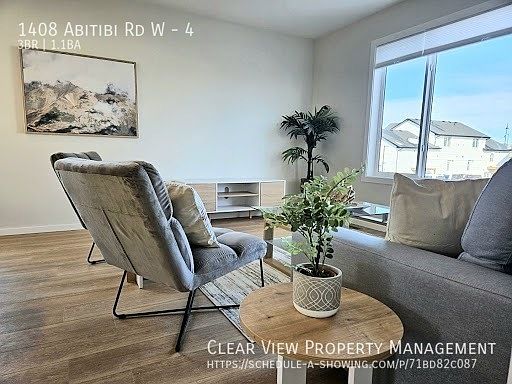 2nd image of 1408 Abitibi Rd W #4