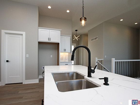 3rd image of 9501 Brienna Dr