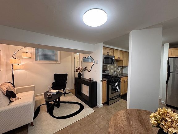 2nd image of 1 Dana St APT 2