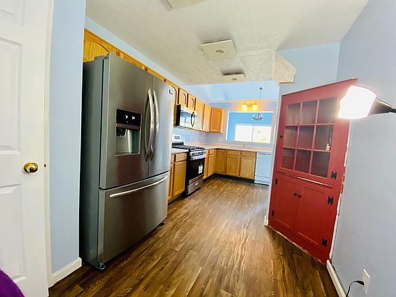 4th image of 4256 Fieldsedge Dr