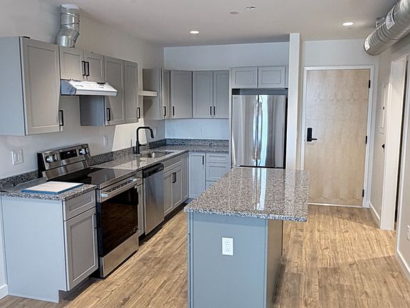5th image of 345 Main St APT 302