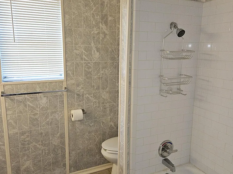 5928 Locke Ave #B — Photo 14