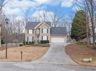 6606 Firelight Ln, Flowery Branch, GA 30542