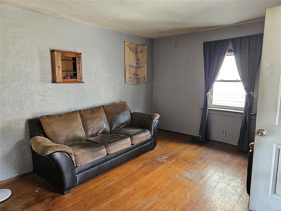 220 E Ofallon Dr, Caseyville, IL 62232 Zillow