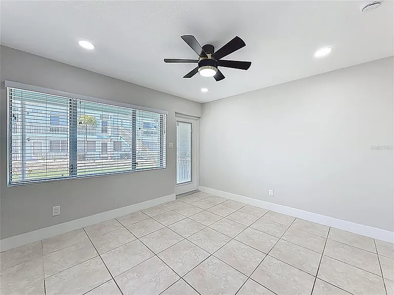 1840 Shore Dr S #5 — Photo 5