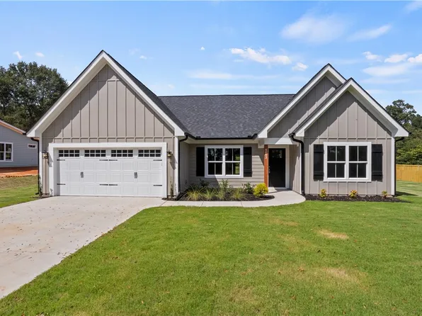 4043 Ridge Rd, Greer, SC 29651