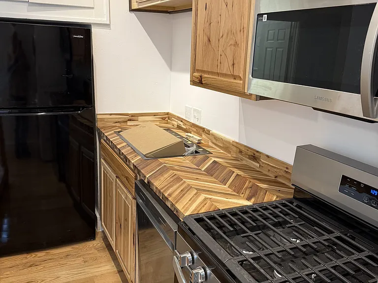 1120 W Mulberry St — Photo 22