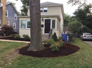 1458 Lincoln Pl, Highland Park, IL