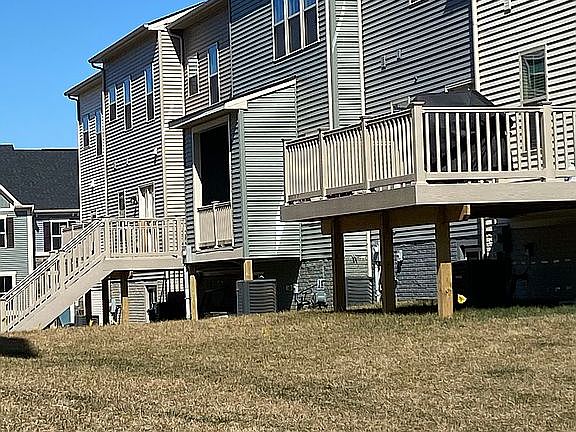 4th image of 5903 Pecking Stone St