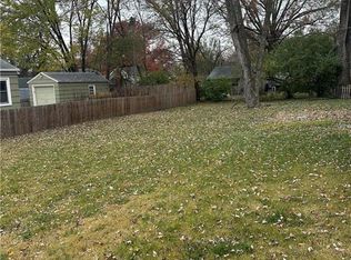 7932 Main St, Kansas City, MO 64114