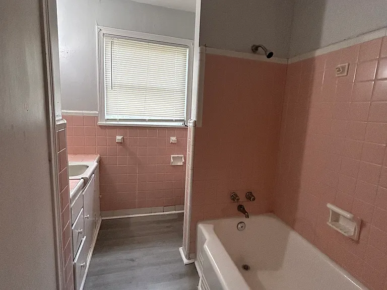 379 Dellwood Dr — Photo 11