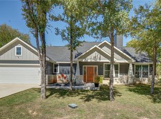 346 Lamaloa Ln, Bastrop, TX 78602