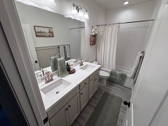 4th image of 12729 Rosilla Coast Ln