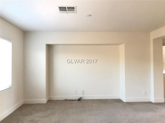 3rd image of 211 Fairway Woods Dr