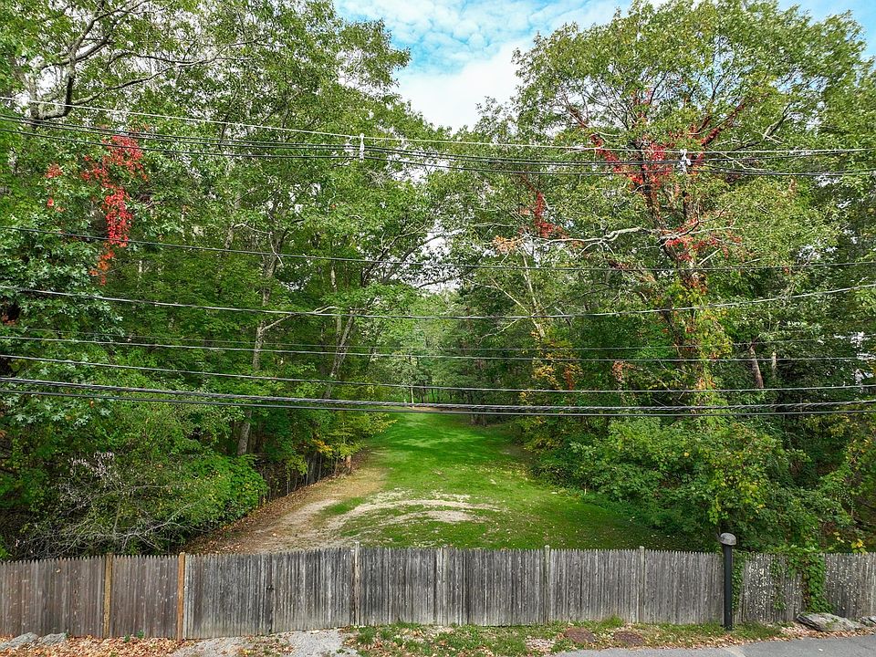 1st image of 79 Goddard Ave