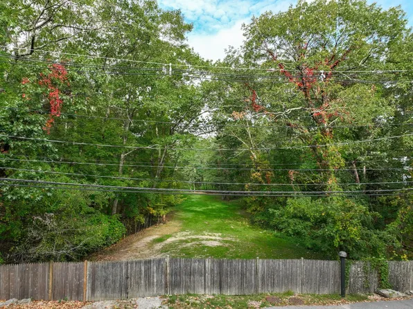79 Goddard Ave, Brookline, MA 02445
